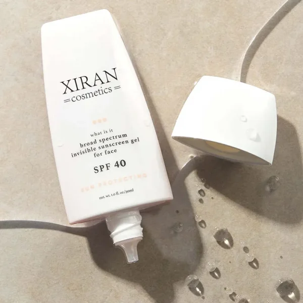 Vegan Clear Facial Sunblock SPF 40 With Vitamin E Outdoor Sunscreen In Summer - Image 2