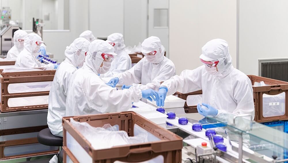 top 10 cosmetic manufacturer