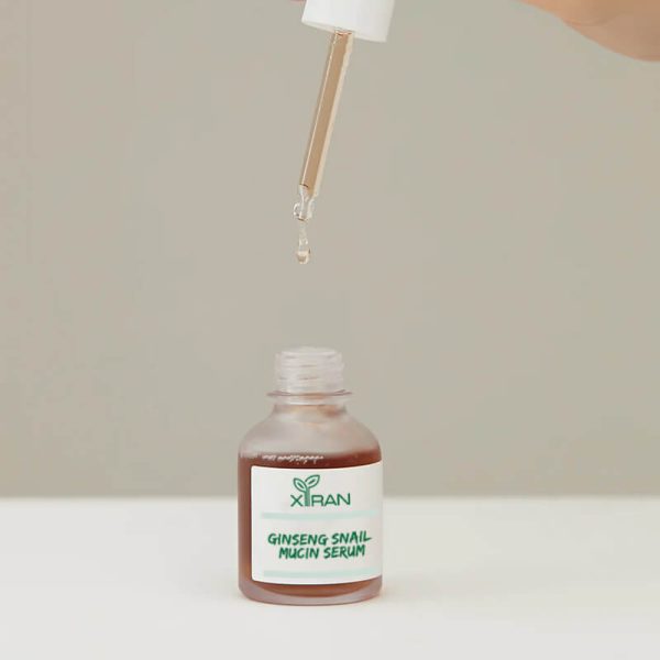 Ginseng + Snail Mucin helps to create the best synergy for skin elasticity.