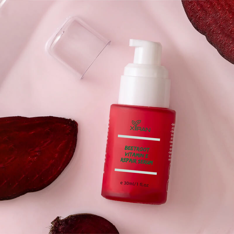 Vitamin E Face Serum nourishes, repairs skin & prevents it from breakouts