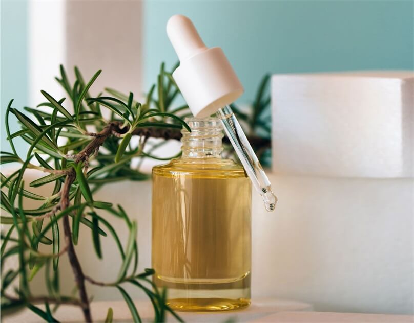 Rosemary Essential Oil Benefits & Uses for Skin, Hair 