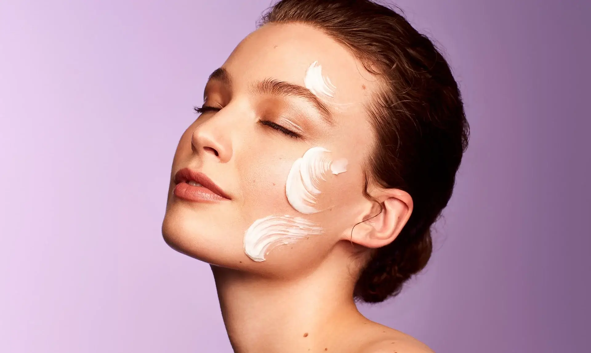 lavender fights acne